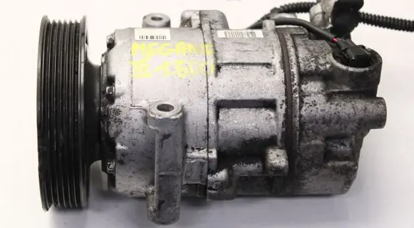 Renault Megane III Air conditioning (A/C) compressor (pump) 8200939386