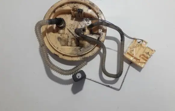 Opel Vectra C Fuel level sensor 833000gm