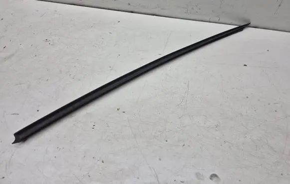 Audi A8 S8 D4 4H Windshield trim 4H0854328