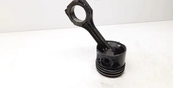 Volvo S70 V70 V70 XC Piston with connecting rod