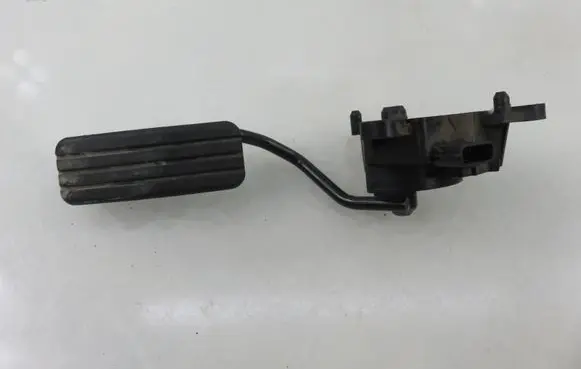 Renault Megane II Accelerator throttle pedal 8200153268