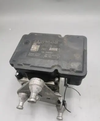 Mercedes-Benz GLK (X204) ABS Pump A1729014000 10021208534