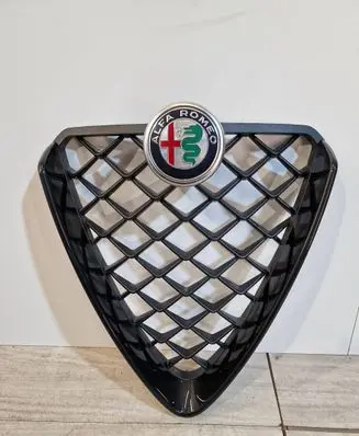 Alfa Romeo Stelvio Front grill 156115788
