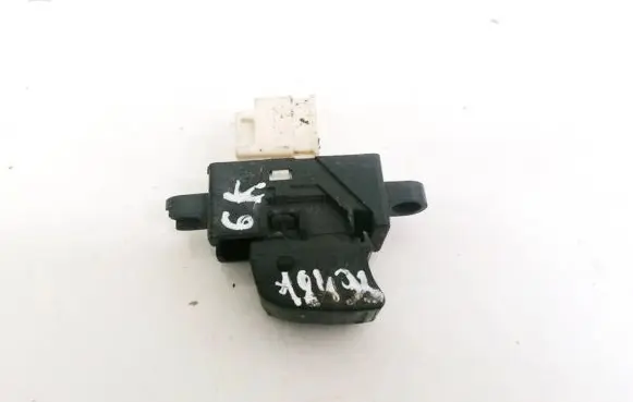 Nissan Almera Tino Electric window control switch