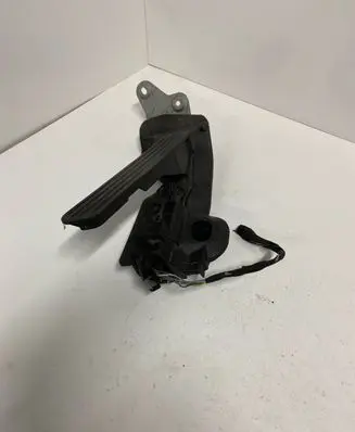 Volkswagen PASSAT B6 Accelerator throttle pedal 1K2721503M 6PV00874500