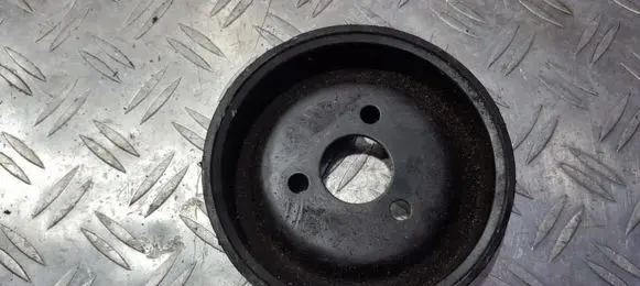 BMW 7 E38 Power steering pump pulley 2246719
