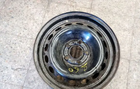 Volvo V70 R13 steel rim 