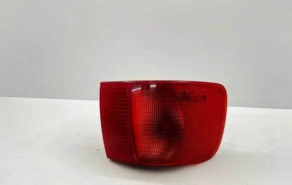 Audi A6 S6 C4 4A Rear/tail lights 138007