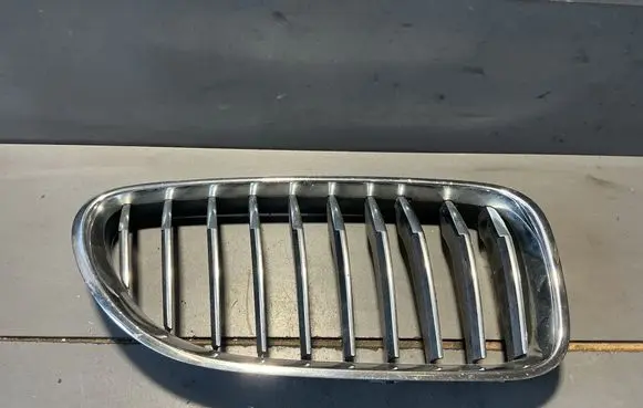 BMW 6 F06 Gran coupe Front bumper upper radiator grill 7212850
