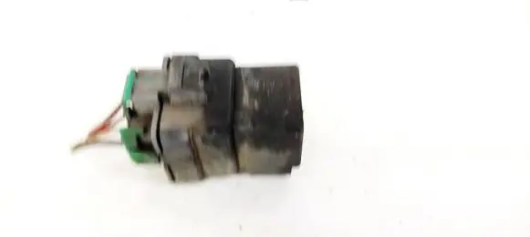 Chevrolet Captiva Other relay 12177235