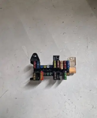 Mercedes-Benz Vito Viano W639 Fuse module 2035400250