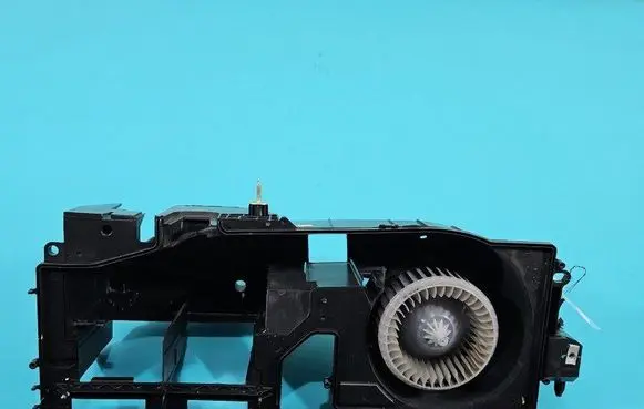 Heater fan/blower
