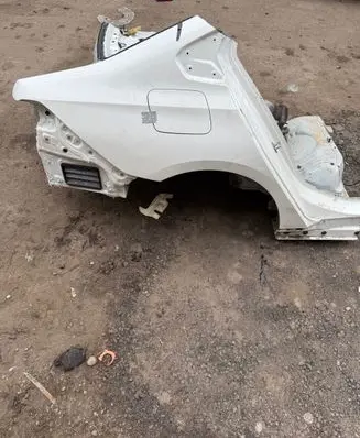 BMW i5 G60 Rear quarter panel 