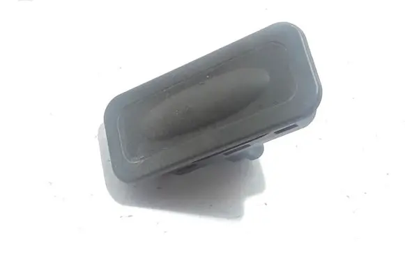 Renault Scenic III - Grand scenic III Tailgate opening switch 8200076268
