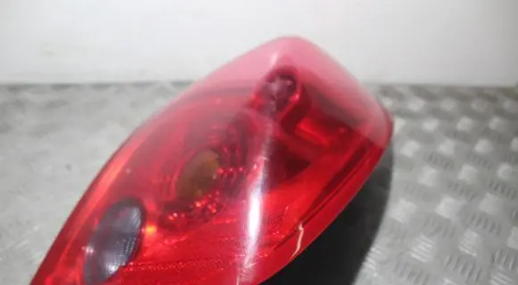 Nissan Primera Rear/tail lights 28710AU20001