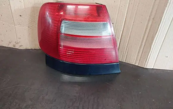 Audi A4 S4 B5 8D Rear/tail lights 8D0945095C