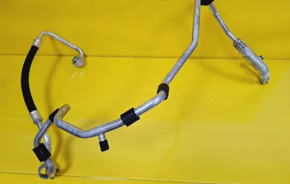 Volkswagen PASSAT CC Air conditioning (A/C) pipe/hose 3C0820743BQ