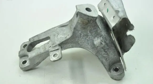 Audi A6 S6 C7 4G Engine mounting bracket