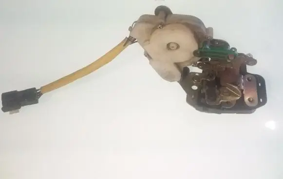 KIA Sorento Rear door lock