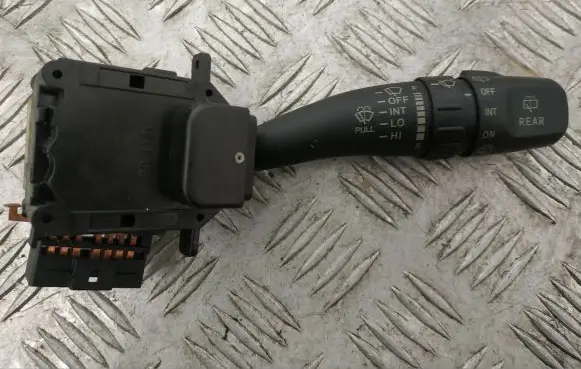 KIA Sorento Wiper speed switch 