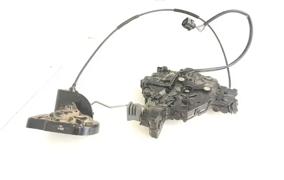 Volkswagen Transporter - Caravelle T5 Sliding door lock 7E0843653AL 2K0843603 7H0843603