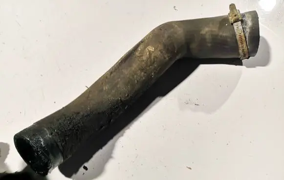 Ford Mondeo MK IV Intercooler hose/pipe
