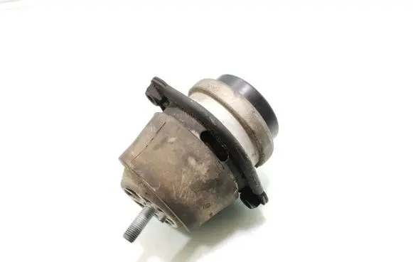 Porsche Cayenne (9PA) Engine mount bracket 94837505001