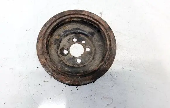 Volkswagen Golf V Crankshaft pulley 03G105243