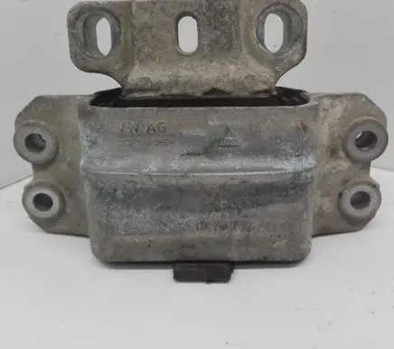 Volkswagen Golf V Gearbox mount 1K0199555