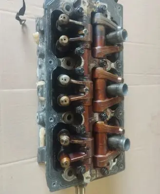 Chrysler Pacifica Engine head 