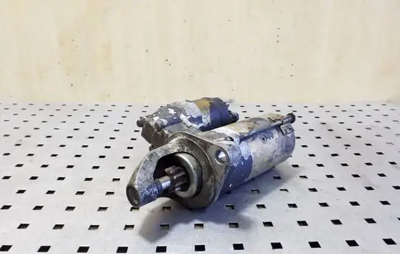 Audi A6 S6 C4 4A Starter motor 63223438