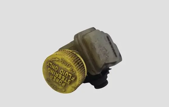 Mazda CX-7 Power steering fluid tank/reservoir