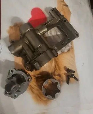 BMW X5 E70 Oil pump 7792945