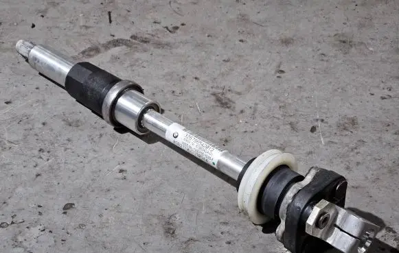 BMW X6 E71 Steering column universal joint 6796542 1201051550 326796542012