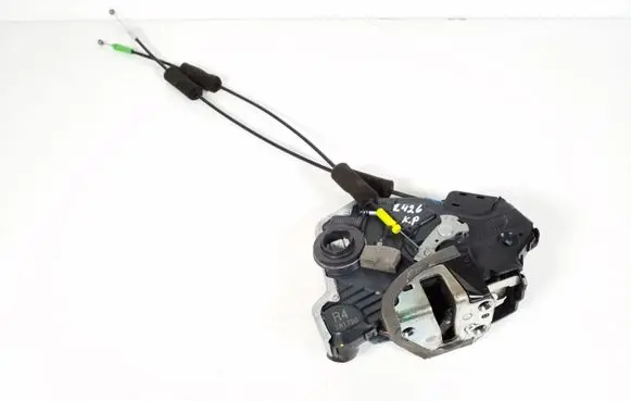 Lexus RX 450H Front door lock 69040A