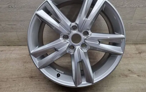 Seat Ateca R18 alloy rim 575601025AD 575601025G