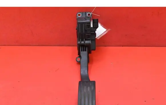 Volvo S40 Accelerator throttle pedal 4M519F836AH