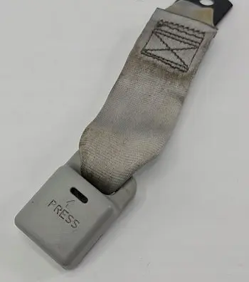 Hyundai Terracan Rear seatbelt