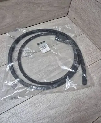 Renault Captur II Rubber seal rear door 828309967R