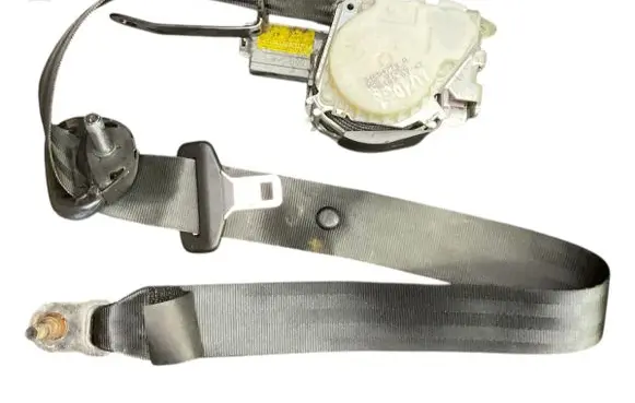 Ford Fiesta Front seatbelt 8V51A61294CF 34060413