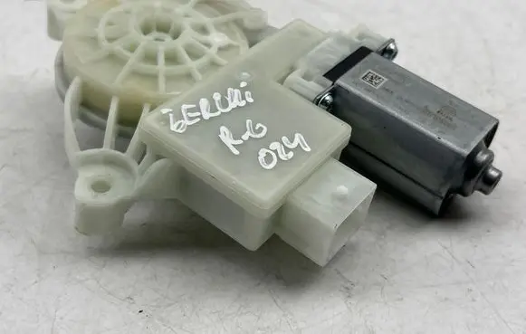 Jeep Grand Cherokee WL Rear door window regulator motor E62721102 0014614265 241222
