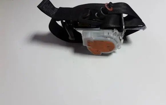 Hyundai i40 Front seatbelt 888203Z000RY