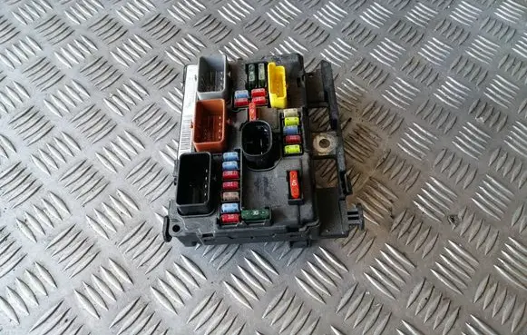 Citroen C3 BSM Control unit 9667199680