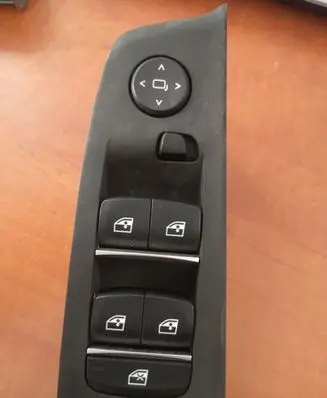 BMW 5 G30 G31 Electric window control switch 6832720