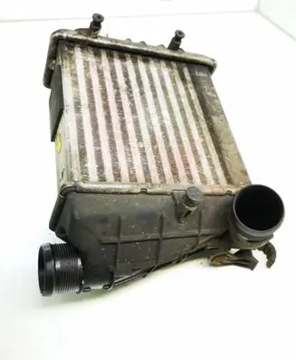 Audi A4 S4 B7 8E 8H Intercooler radiator 8E0145805R