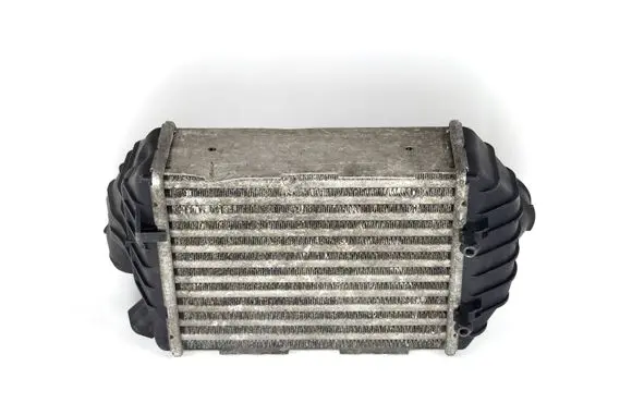 Volkswagen PASSAT B5.5 Intercooler radiator 059145805