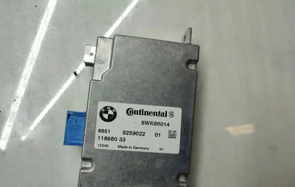 BMW X5 E70 Camera control unit module 9259022