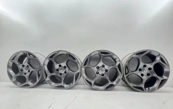 Renault Megane III R18 alloy rim 