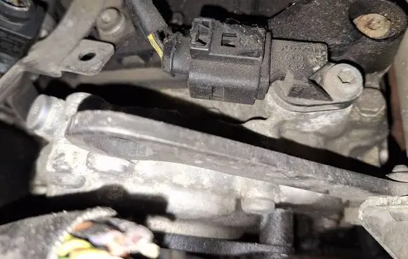 Audi Q7 4L Camshaft position sensor 06e905183