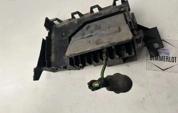 Ford Mondeo MK V Fuse module HG9T14A301AA